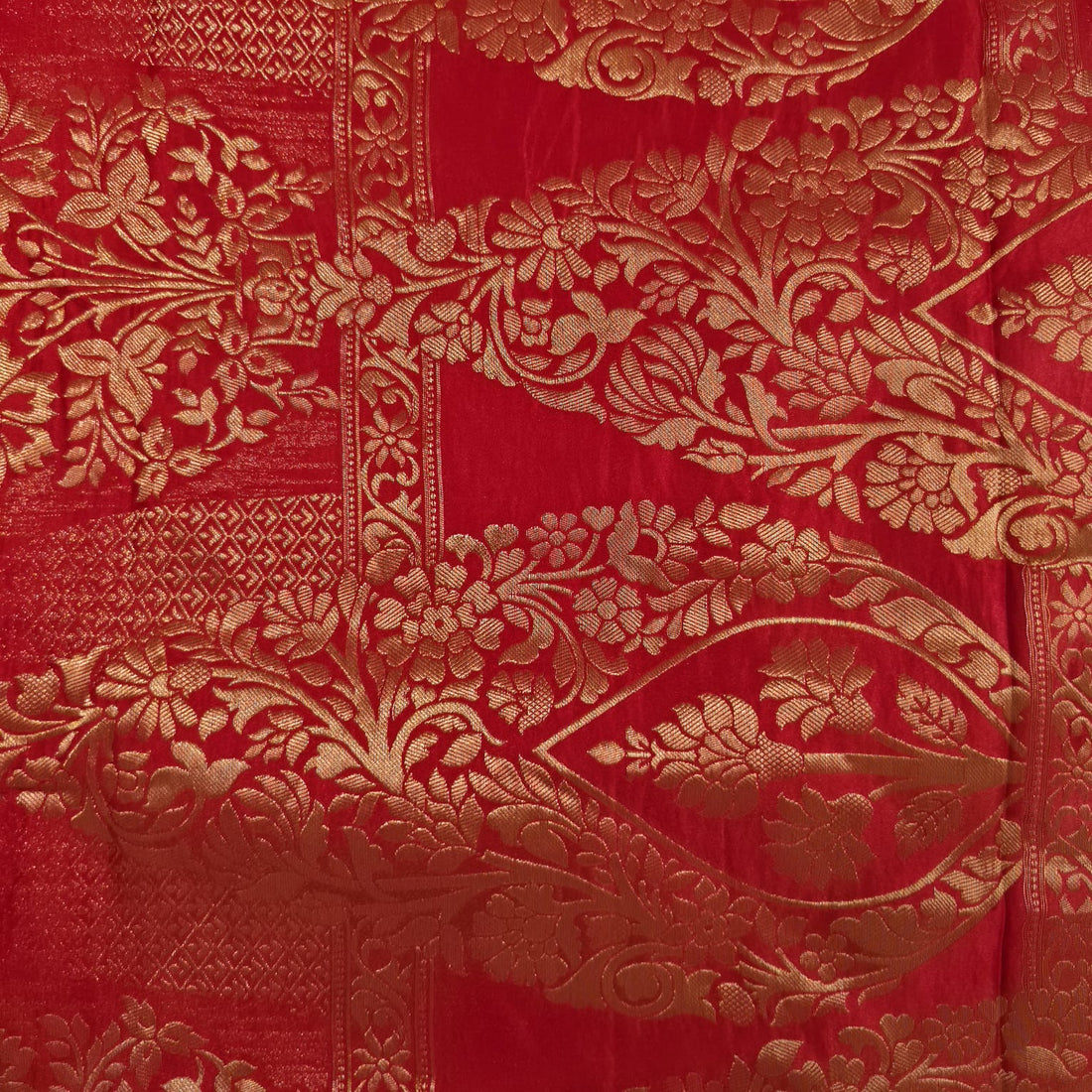 Raktanjali Mashru Silk Saree