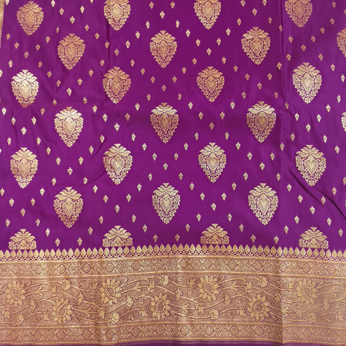 Violet Varnika Katan Silk Saree