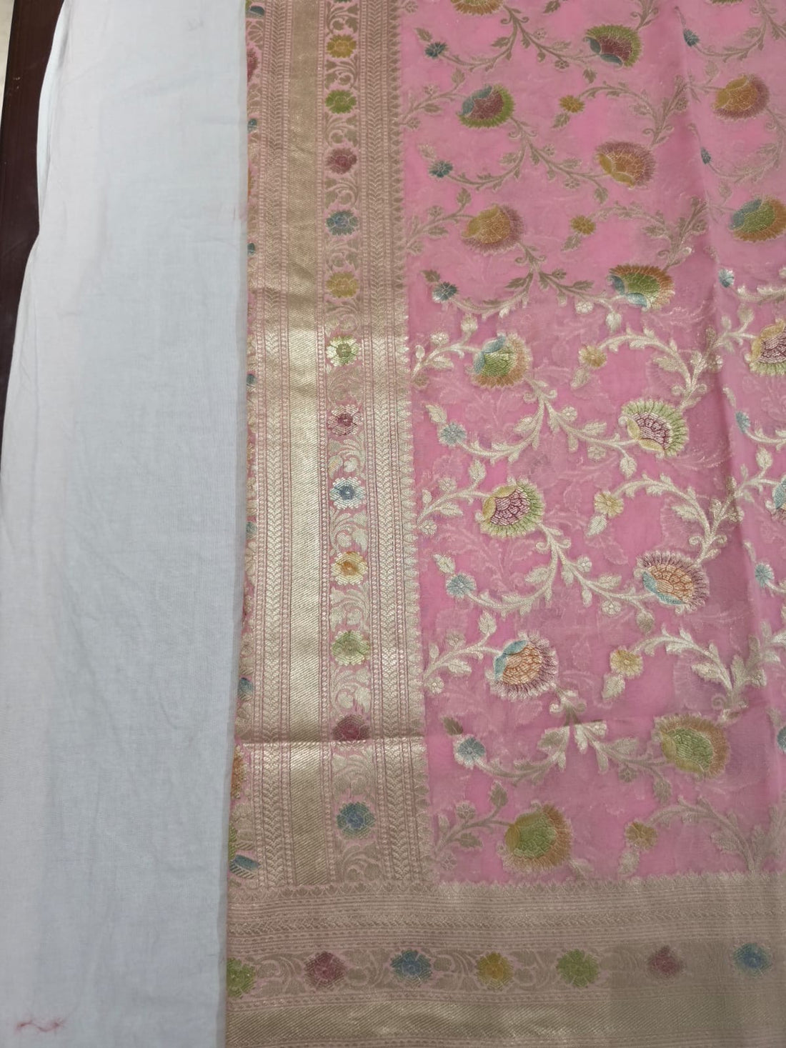 Gulrooh Banarasi Pure Silk Chiffon Saree